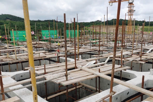 歐西建材為您分享PVC防水卷材滿粘法施工工藝！