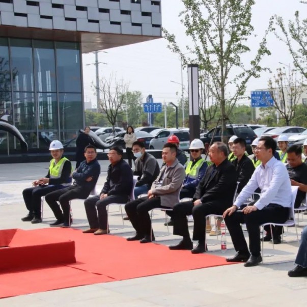 歐西盾防水熱烈祝賀洪澤中電光谷雙創辦公樓封頂大吉！